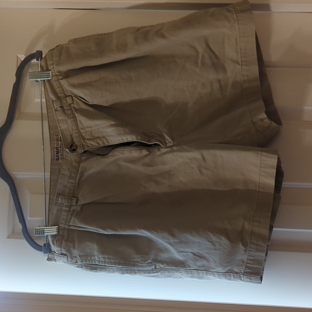 Men's Khaki Shorts Size 36